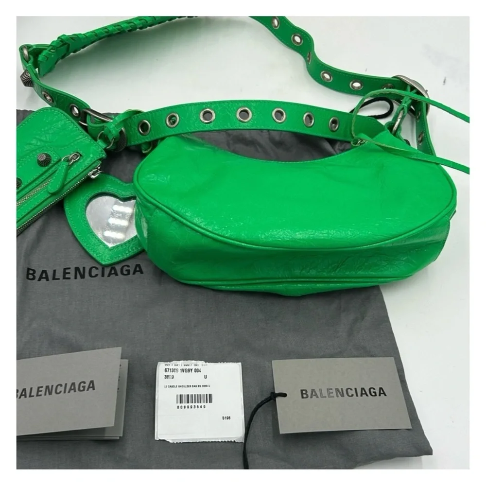 Balenciaga Le Cagole shoulder bag in vivid green NWT